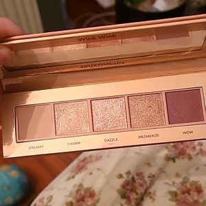 Buxom darling dolly eyeshadow palette